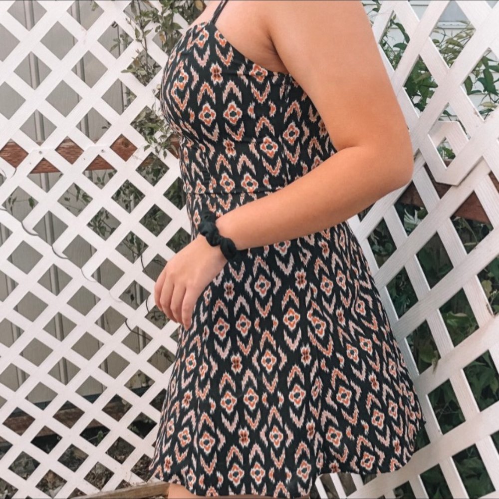 Jessica Simpson | Pattern Dress - Picture 3 of 4